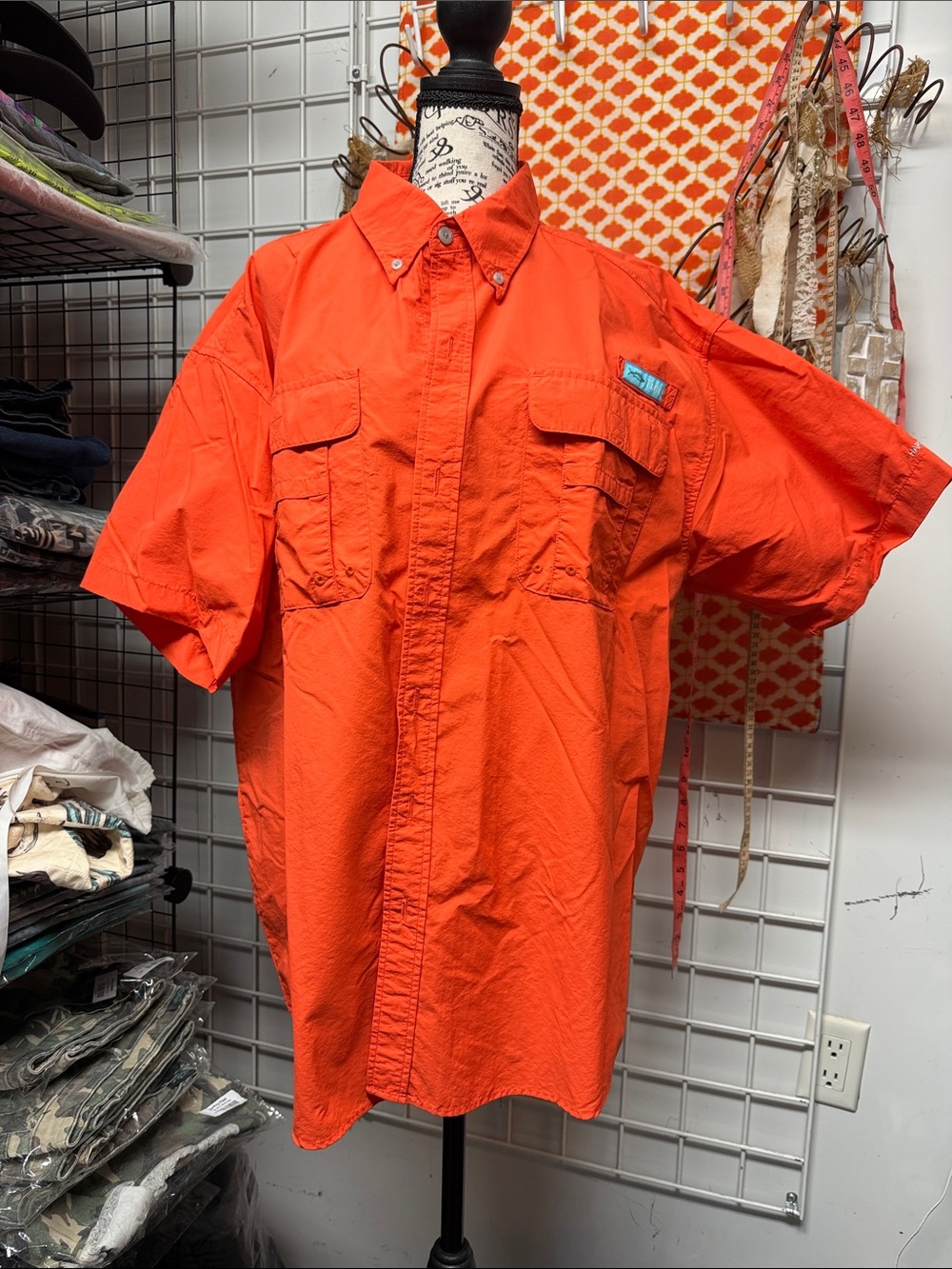 Men's Short-Sleeve Casual Button-Down Shirt in Orange